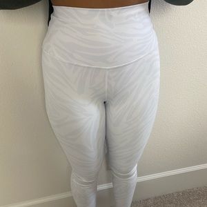 Women’s workout leggings